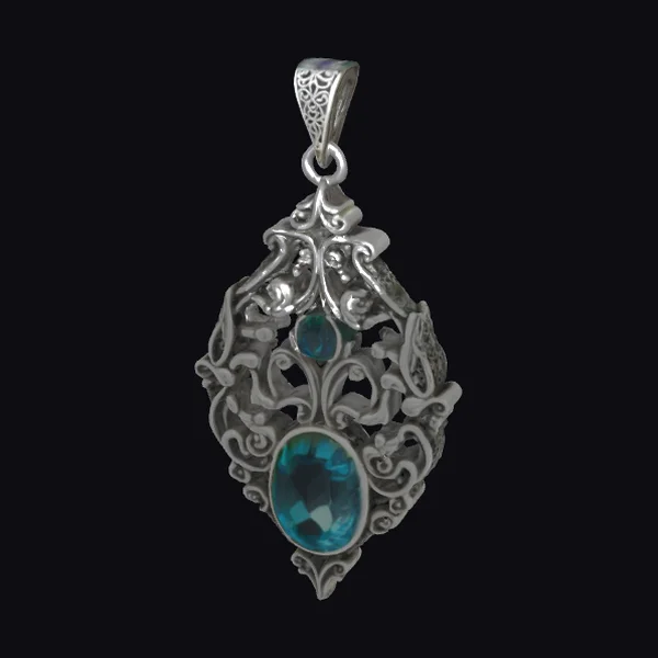 Silver Filigree Jewelry Pendant